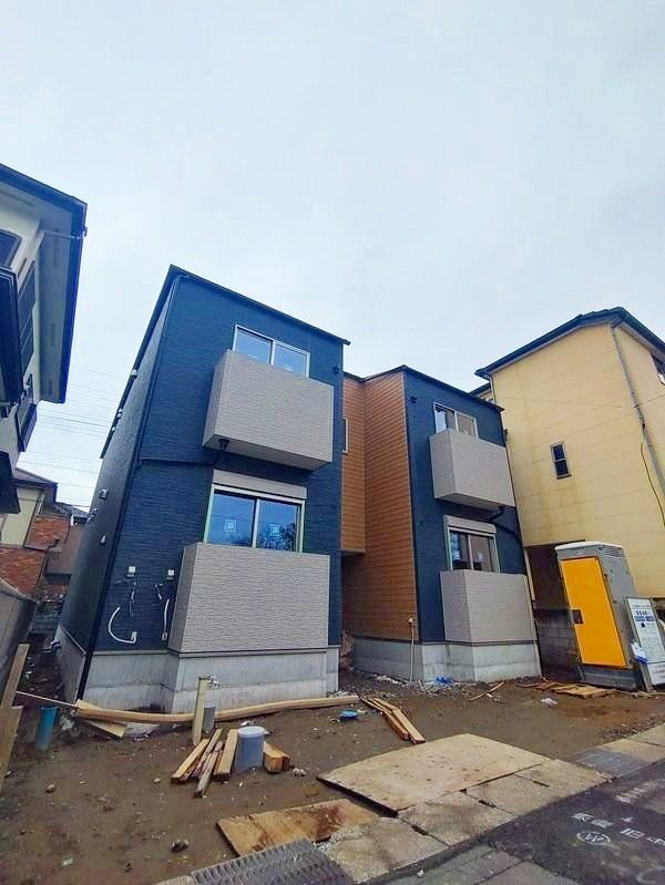 エントランス　★ただいま建築中です★