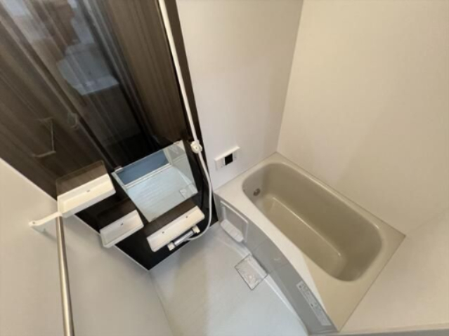 バス・シャワールーム　※別部屋の参考写真