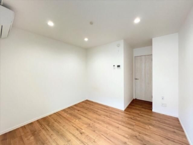 居室・リビング　※別部屋の参考写真