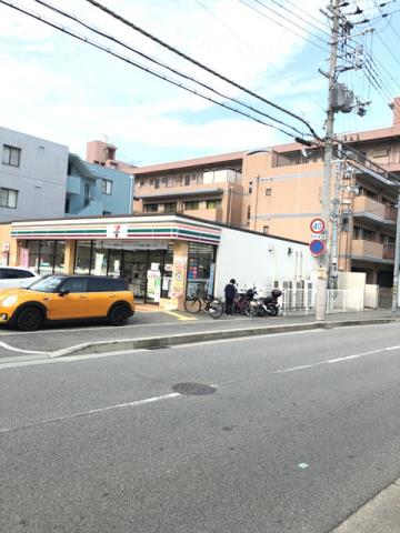 コンビニ　セブンイレブン（コンビニ）まで163m