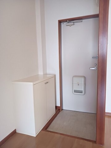 玄関　明るい玄関です