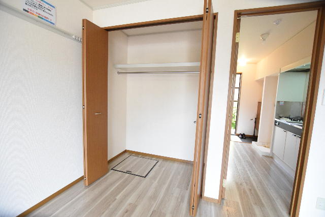 収納　奥行きのあるクローゼットです☆