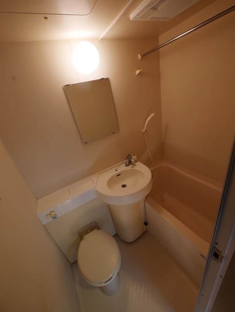 バス・シャワールーム　３点ユニット