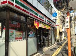 コンビニ　セブンイレブン文京目白台2丁目店（コンビニ）まで108m