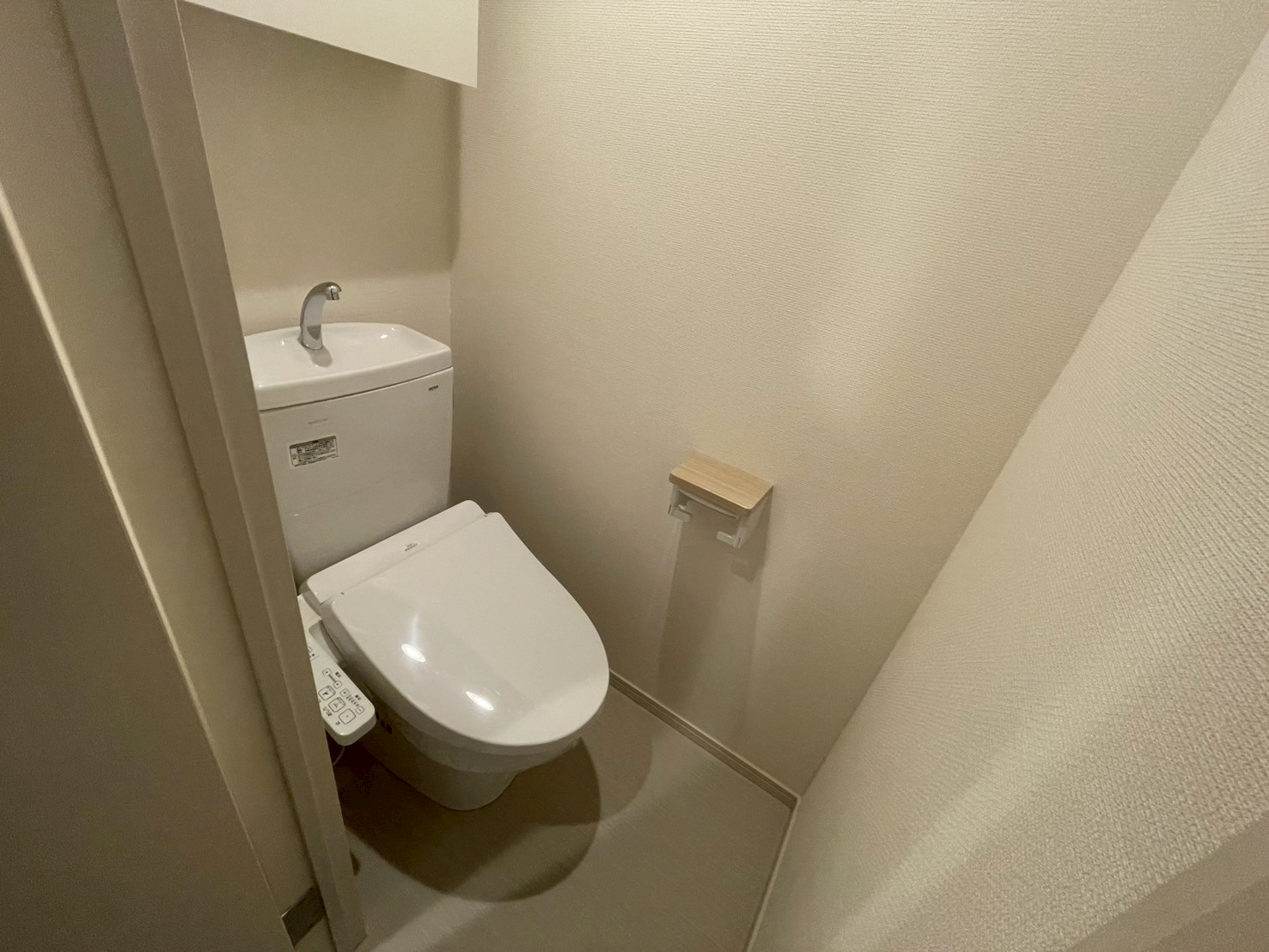 トイレ　同施工会社の別物件の写真です。