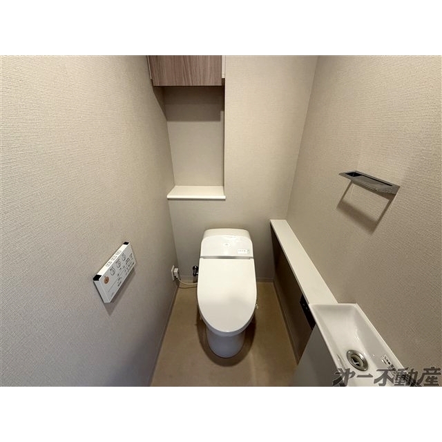 トイレ　トイレ