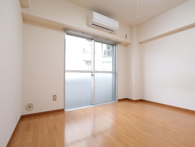 居室・リビング　居室　※同物件・同仕様画像