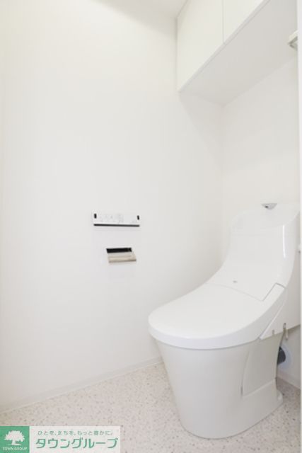トイレ　※写真は同タイプ住戸です。