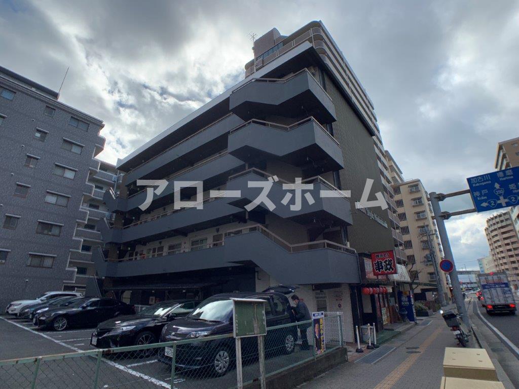 建物外観　※室内写真は前回募集の別室につきイメージです。