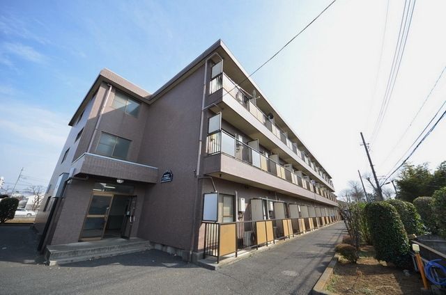 建物外観　☆3階建てマンション