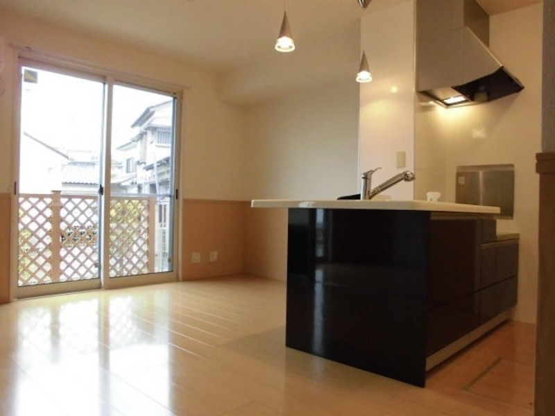 居室・リビング　図面と現状に相違がある場合には現状を優先