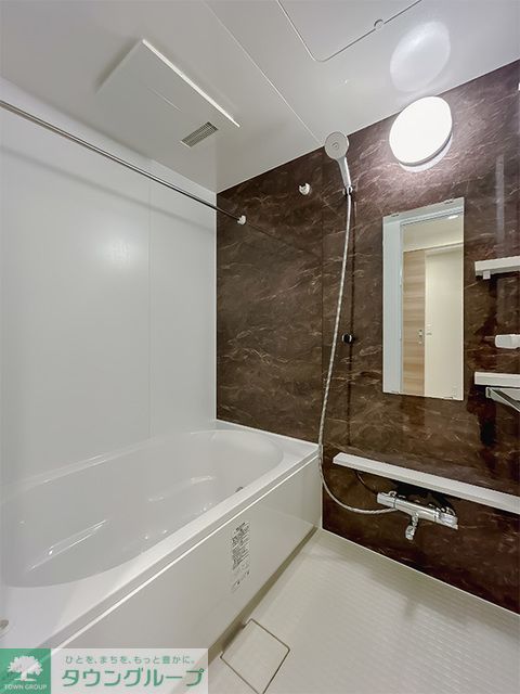 バス・シャワールーム　※写真は同タイプ住戸です。