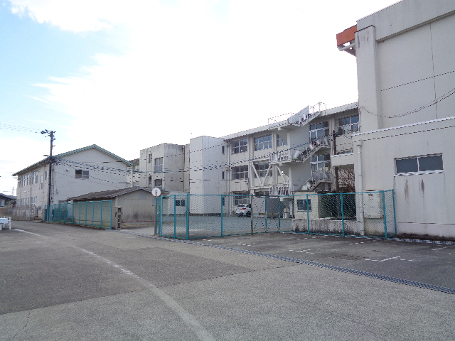 小学校　多気町立相可小学校（小学校）まで1137m