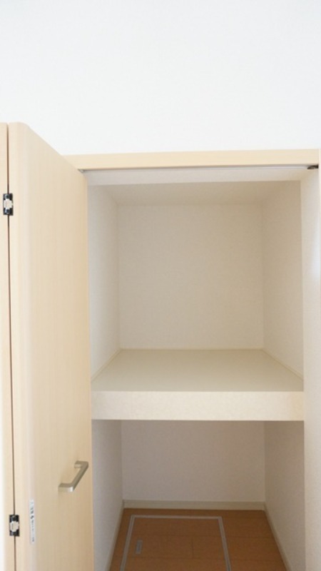 収納　図面と現状に相違がある場合には現状を優先