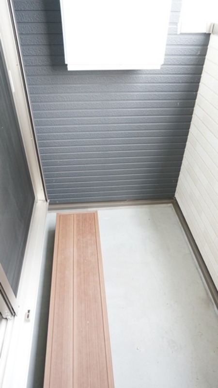 バルコニー　図面と現状に相違がある場合には現状を優先