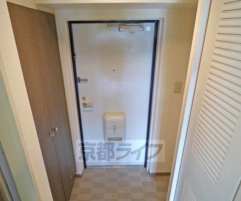 玄関　玄関です。