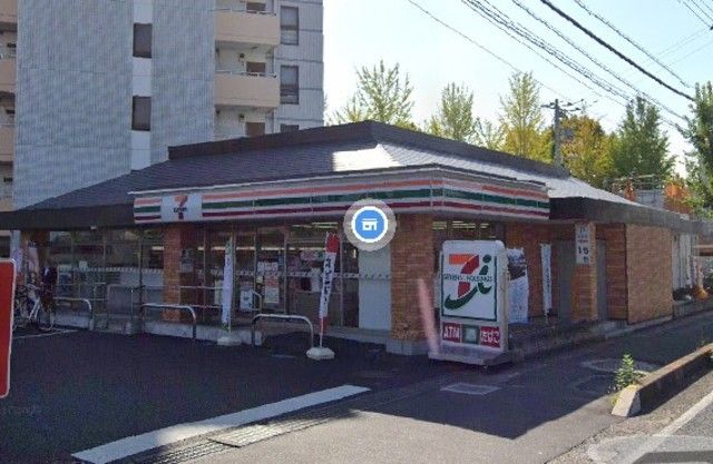 コンビニ　セブンイレブン越谷瓦曽根店（コンビニ）まで387m