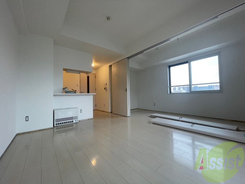 居室・リビング　広くてきれいなリビングです！快適に過ごせそうですね。