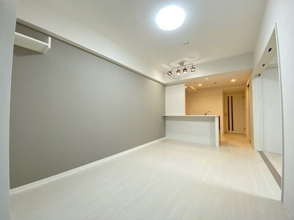 居室・リビング　※写真は同じマンションの違う部屋のものになります。