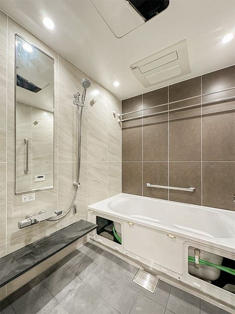 バス・シャワールーム