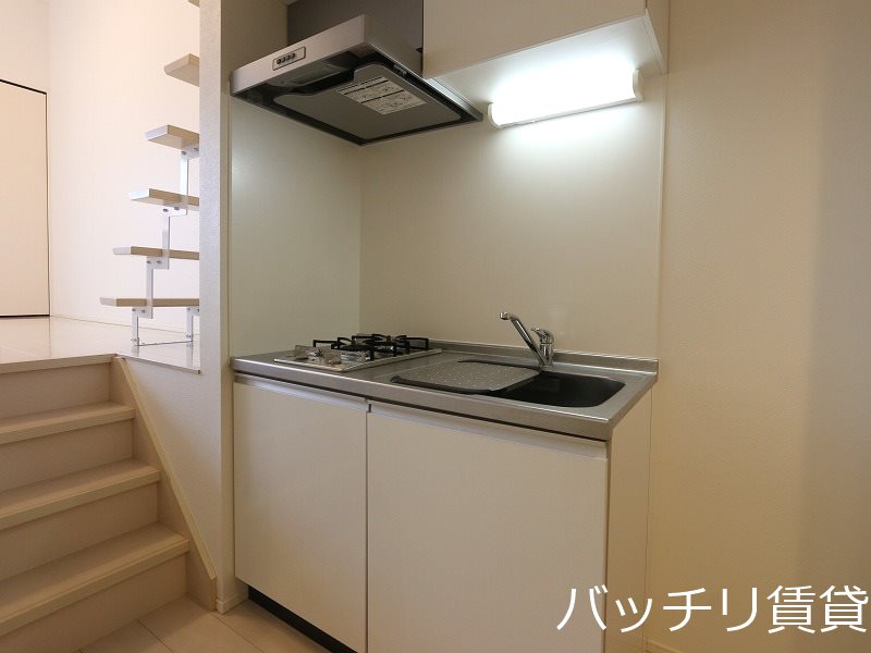 キッチン　同型タイプの為、現状を優先致します。