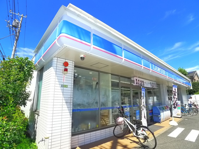 コンビニ　ローソン（コンビニ）まで212m