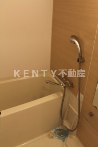 バス・シャワールーム　ゆったり過ごせるお風呂です