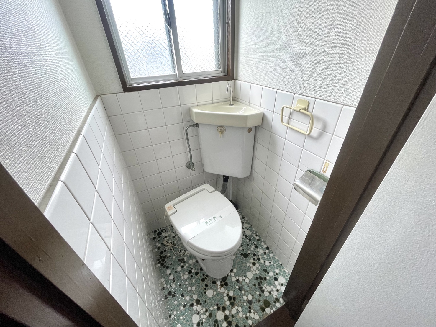 山本貸家のトイレ写真