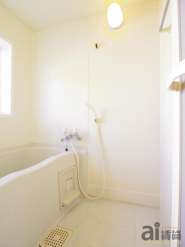 バス・シャワールーム　※同施工写真です。