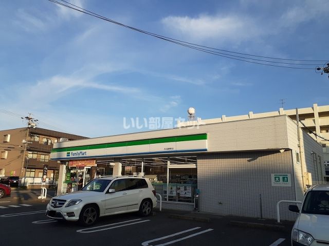 コンビニ　ファミリーマート天白道明町店（コンビニ）まで50m
