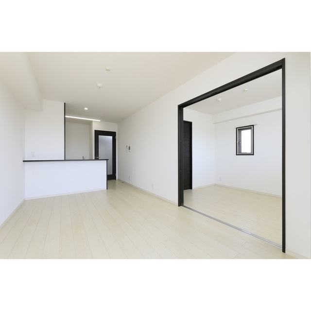 居室・リビング　※現状優先です