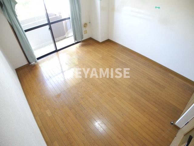 居室・リビング　※室内画像は別部屋のもの