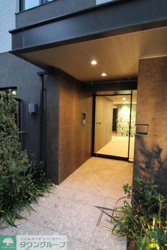 エントランス　外観