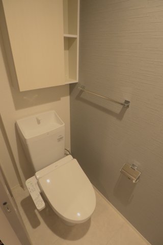 トイレ　※別号室参考写真