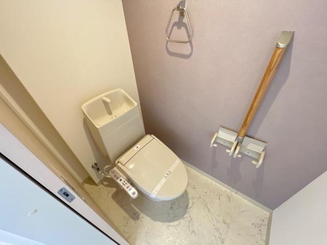 トイレ　シャワー付トイレ