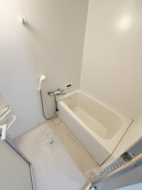 バス・シャワールーム　高温差し湯式バスルーム♪♪