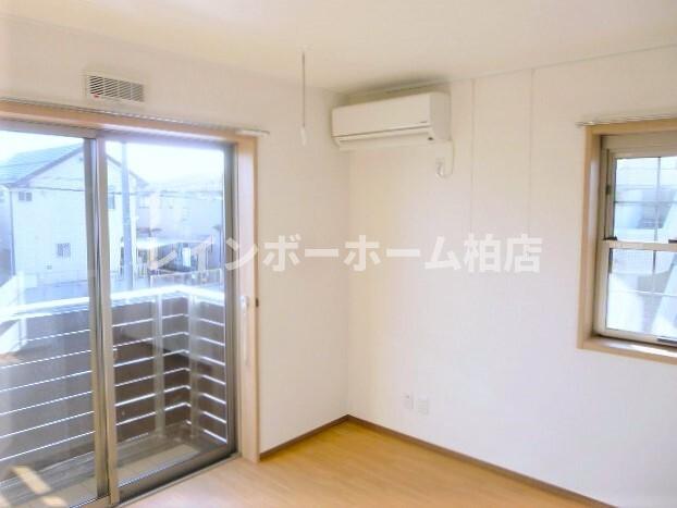 居室・リビング　居間です