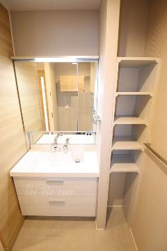 洗面設備　洗髪洗面化粧台