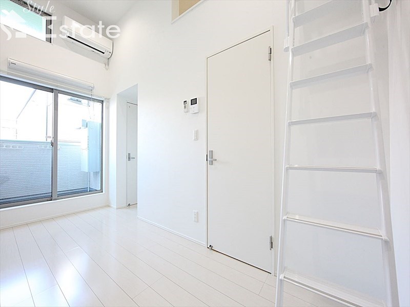 居室・リビング　内装