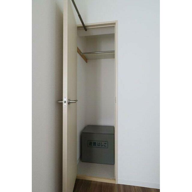 収納　クローゼット