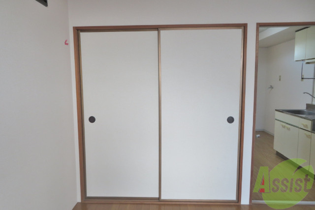 収納　１人暮らしには十分な収納なので安心ですね。