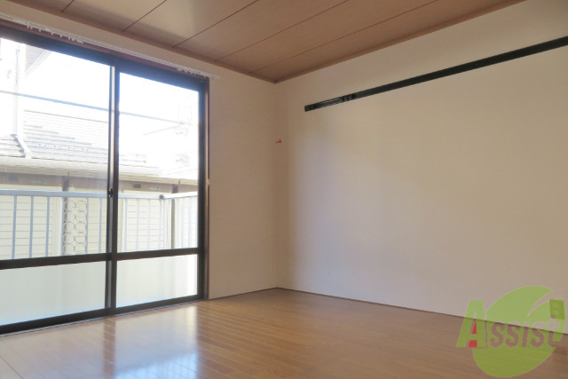 その他部屋・スペース　寝室はリビングと共用になります。広いので大丈夫ですね。