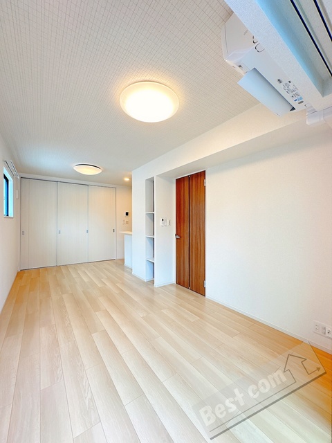 居室・リビング　同仕様写真