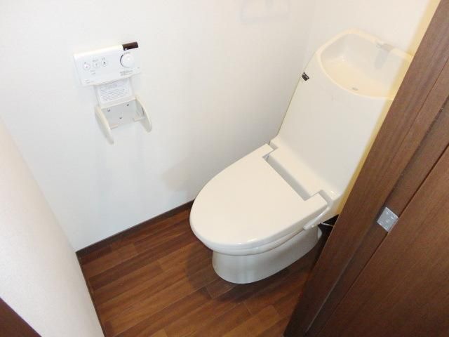 トイレ　★ウォシュレット★