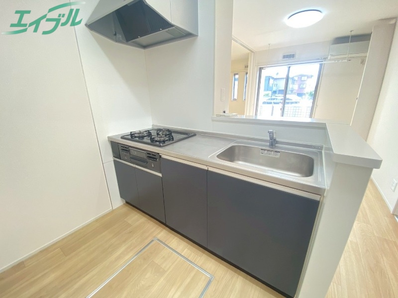 キッチン　同物件別室画像