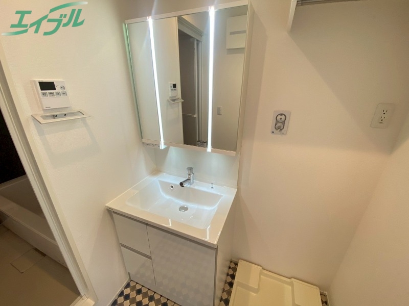 洗面設備　同物件別室画像