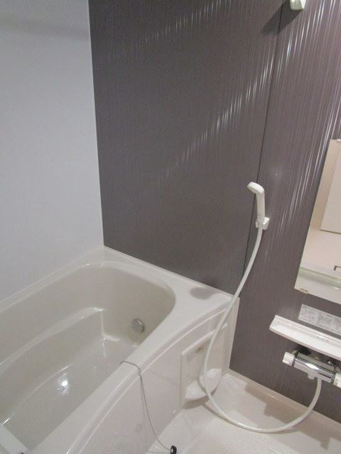 バス・シャワールーム　★追い焚き機能＆浴室乾燥機★