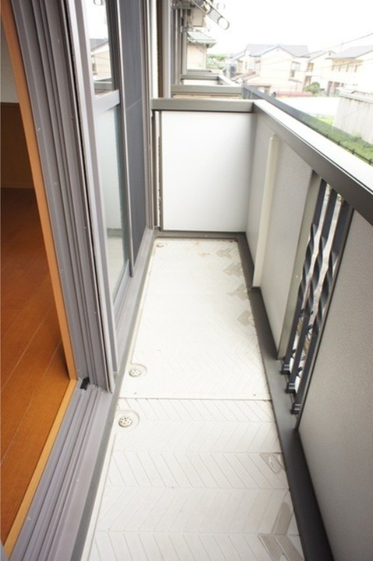 バルコニー　図面と現状に相違がある場合には現状を優先