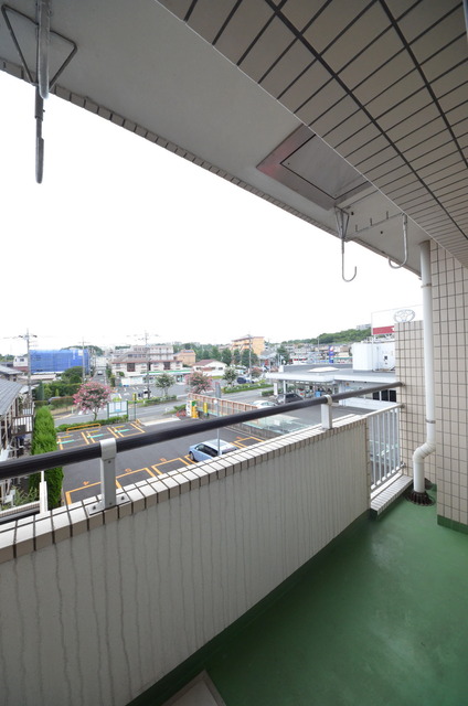 バルコニー　★陽のあたる、明るいバルコニー★