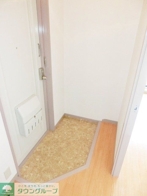 玄関　お問合せはタウンハウジングまで！※現地待合わせ相談可能